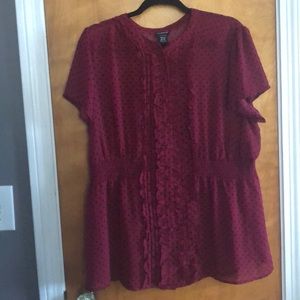 Torrid chiffon blouse w/pleat detail sz 2